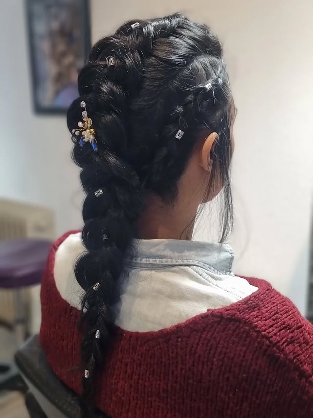 Coiffure tresses et cheveux longs